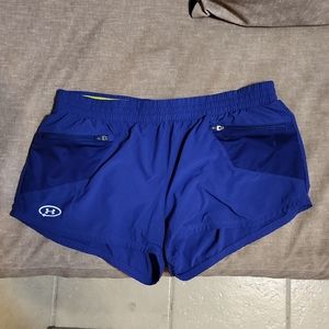 Woman's shorts